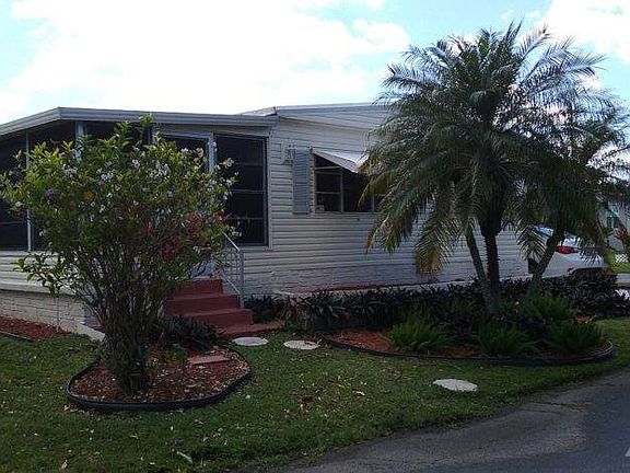 2nd image of 6354 NW 29th Pl