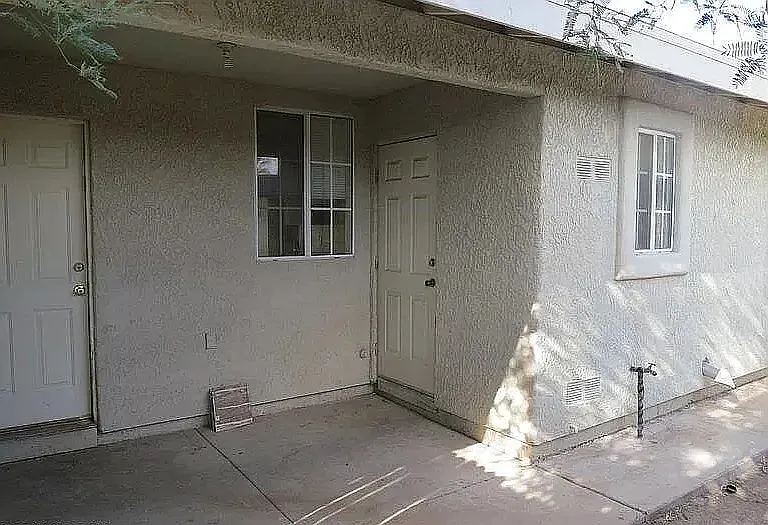 2645 N Dodge Blvd #3 — Photo 13