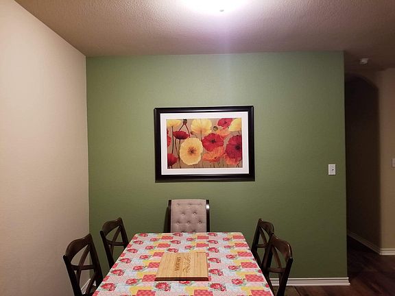 3rd image of 2121 Colby Ln