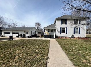 729 Winona St SE, Chatfield, MN 55923