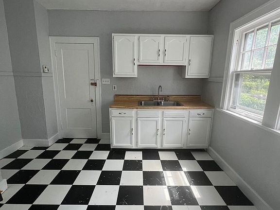 5th image of 1639 Avalon Rd