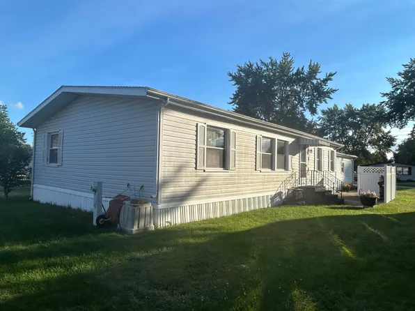 506 Greenview Rd, Belvidere, IL 61008