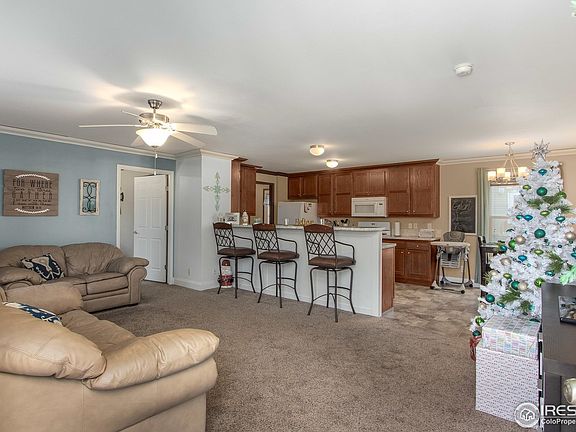 2nd image of 3056 Yarrow Cir