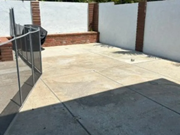 8591 Naples Dr — Photo 33
