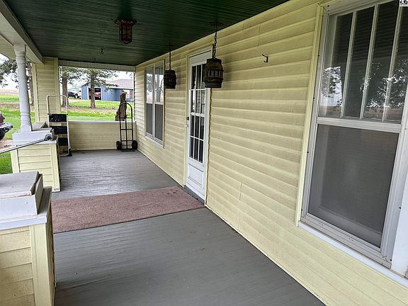 4th image of 406 S Main St