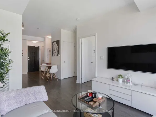 28 Avondale Ave, Toronto, ON