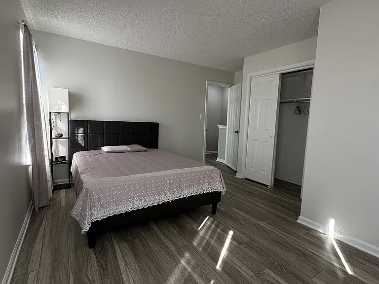 5608 Tourmaline Ct #1 — Photo 24