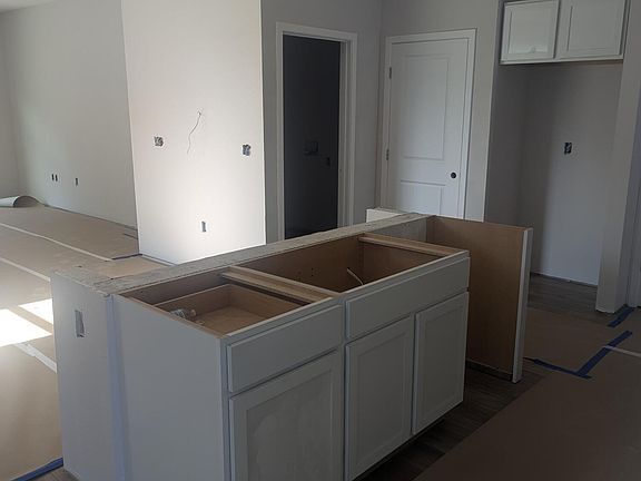 3rd image of 14740 MACADAMIA Lane #118