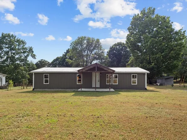 104 Lee Dr, Dickson, TN 37055