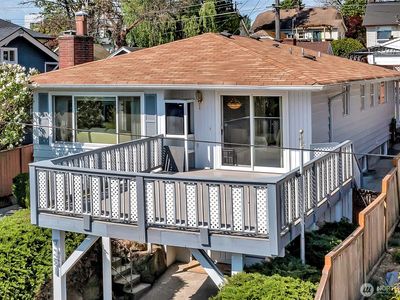 7351 32nd Avenue SW, Seattle, WA, 98126