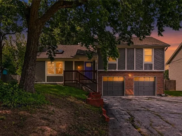 9812 W 51st St, Merriam, KS 66203