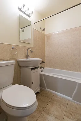 Sold by Owner | media 9