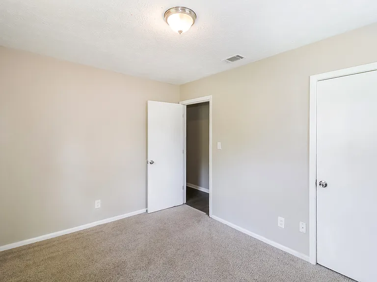 106 Belk Rd — Photo 6