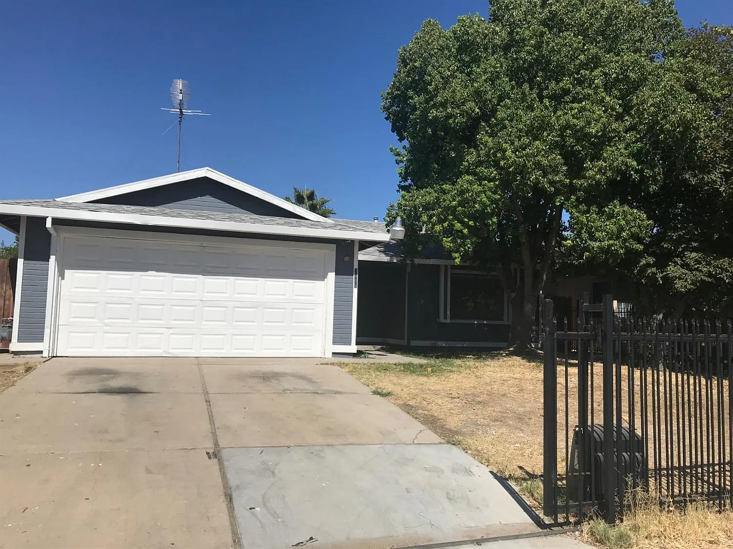 3585 Starstone Way photo 1