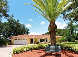 1827 Riviera Cir, Sarasota, FL 34232