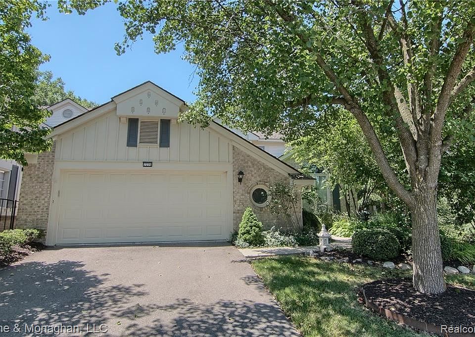 7276 Simsbury Dr 1, West Bloomfield, MI 48322 Zillow