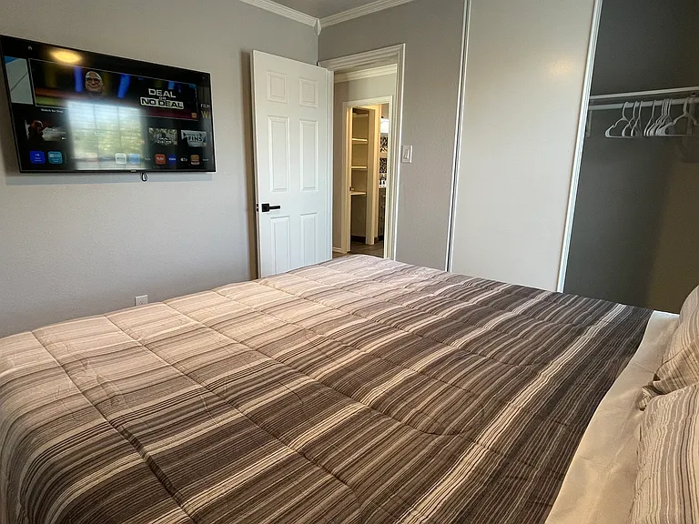 21938 Legend Point Dr — Photo 156