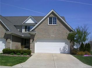 31616 Beaver Cir, New Boston, MI