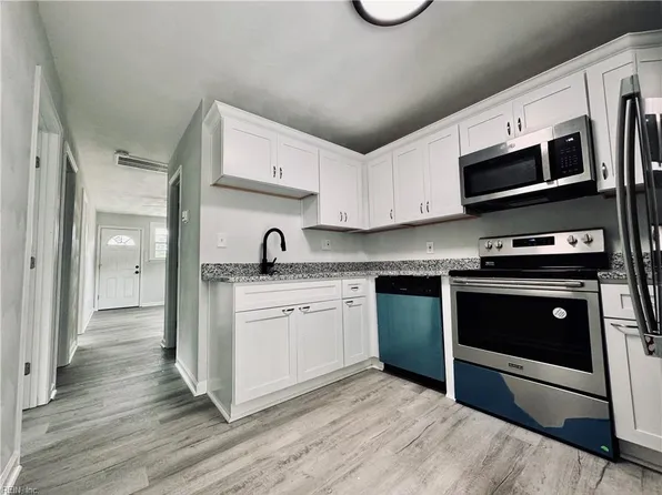 620 30th St, Newport News, VA 23607