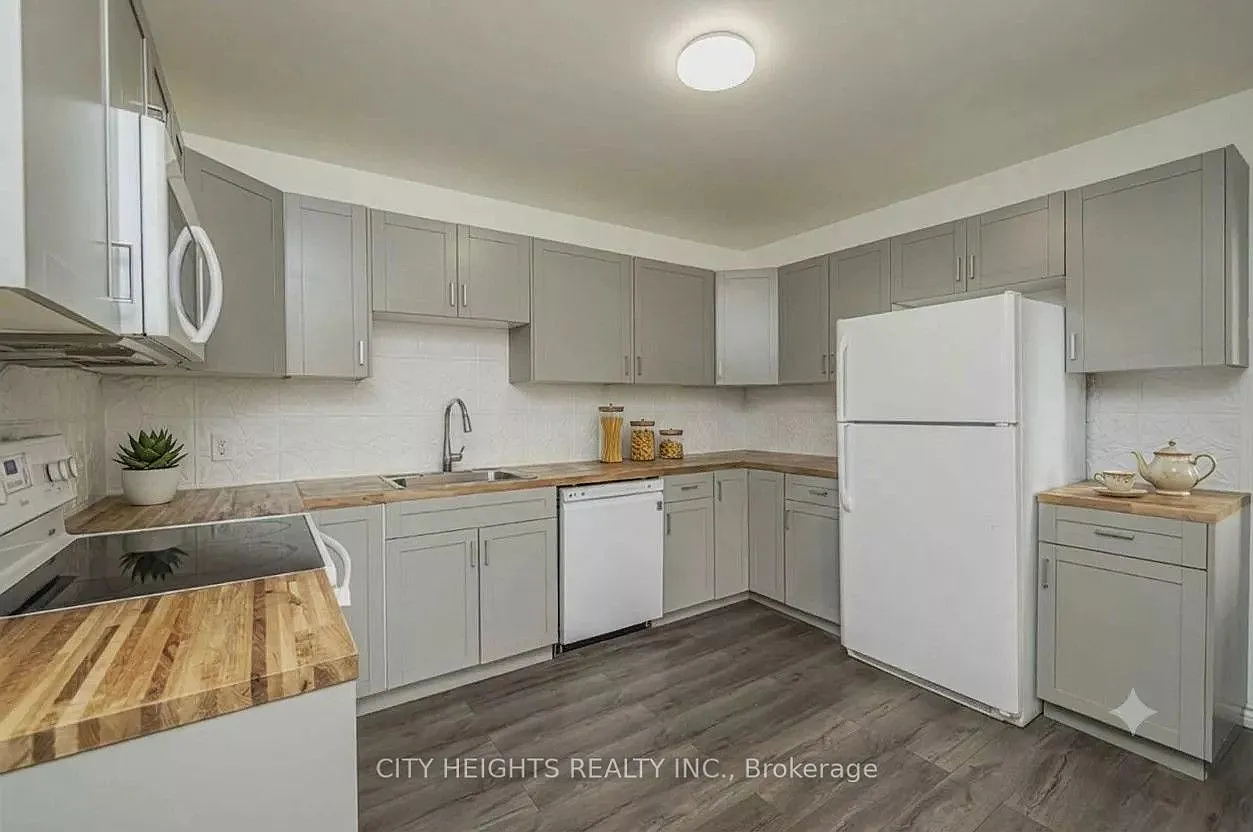 3 bed, $2,250 — Photo 3
