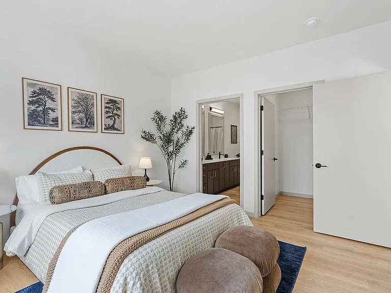Model Bedroom