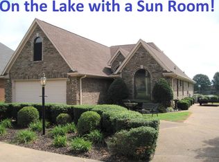 4738 Alden Lake Dr W, Horn Lake, MS 38637