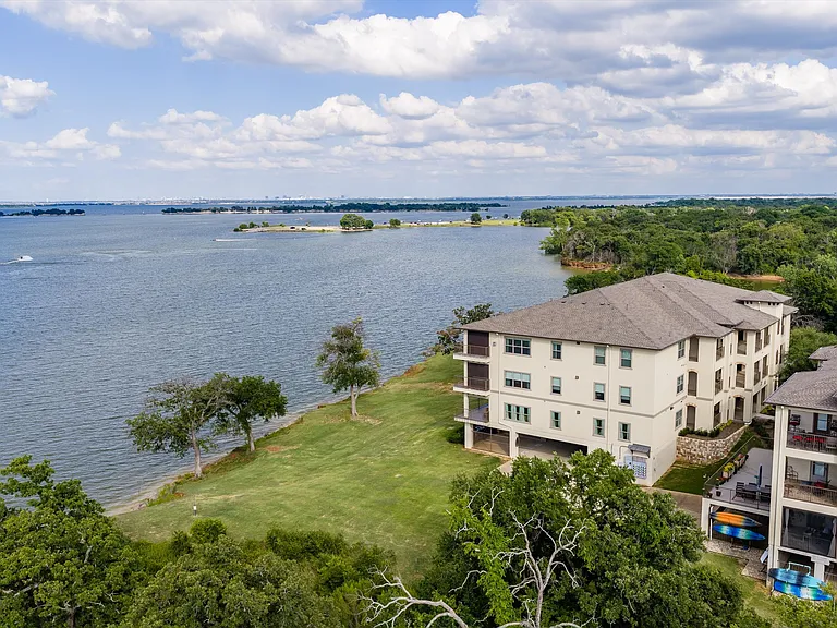 500 Waters Edge Dr #313 — Photo 5