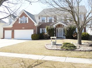 1461 Newton Ave, Batavia, IL 60510