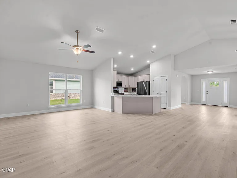 11701 Poston Rd — Photo 4