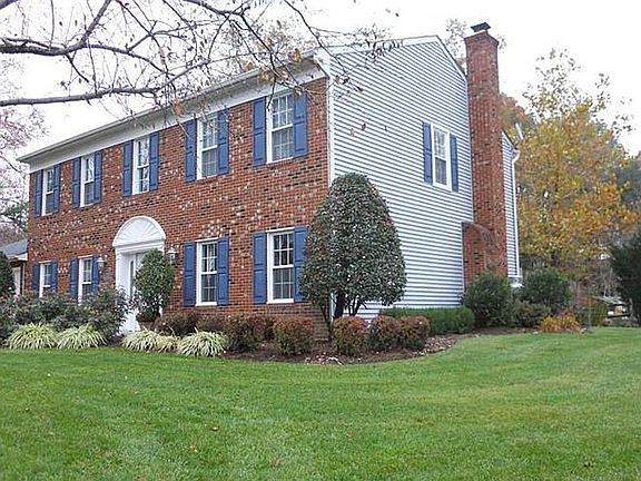 4th image of 2236 Harford Ct
