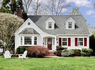 70 Ridge Rd, Glen Rock, NJ 07452