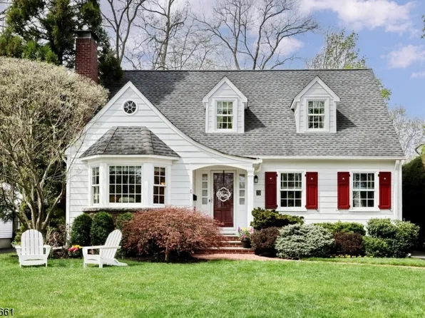 70 Ridge Rd, Glen Rock Boro, NJ 07452