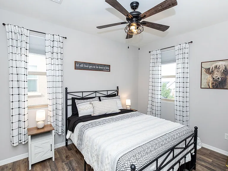 6577 E 34th Ln — Photo 33
