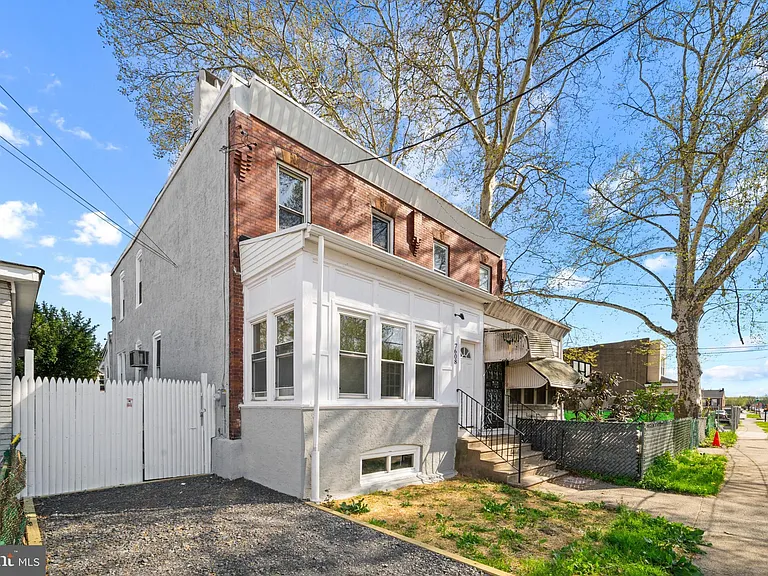 7608 Chelwynde Ave — Photo 28