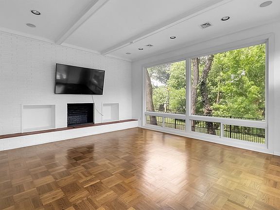 5th image of 5024 Rexton Ln