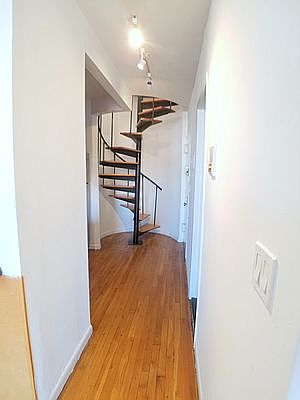 5th image of 71 Columbia St APT 4C