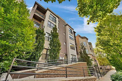 4237 S Calumet Ave #2S Photo 1