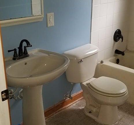 5th image of 317 Wood St #1F