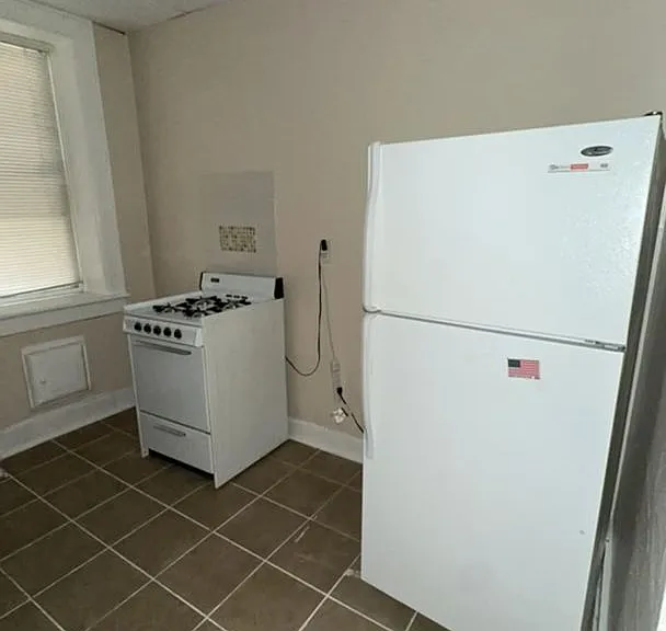 Hudson Crest - Cliffside Park — Photo 19
