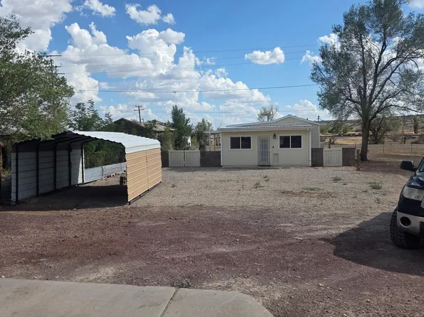 22205 W Old Highway 66, Seligman, AZ 86337