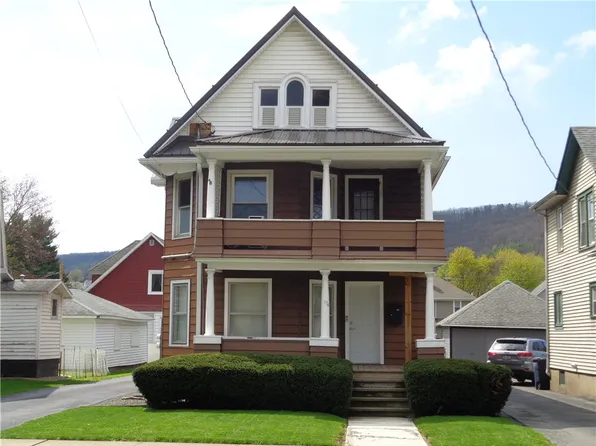 176 W Pulteney St, Corning, NY 14830
