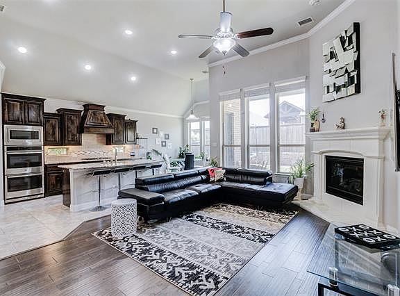 2nd image of 16008 Gladewater Ter