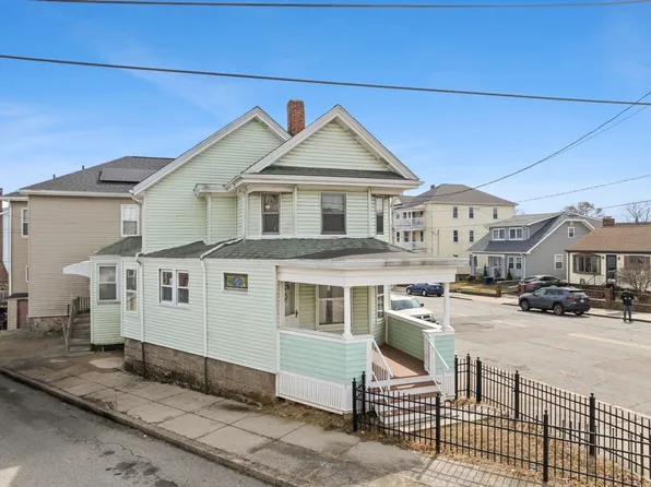 2018 Pleasant St, Fall River, MA 02723