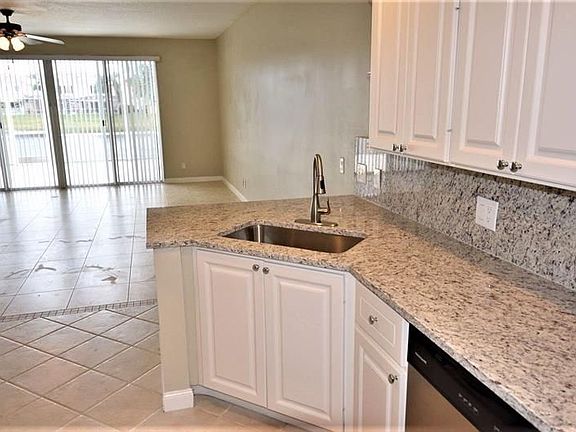 4th image of 2076 Tigris Dr