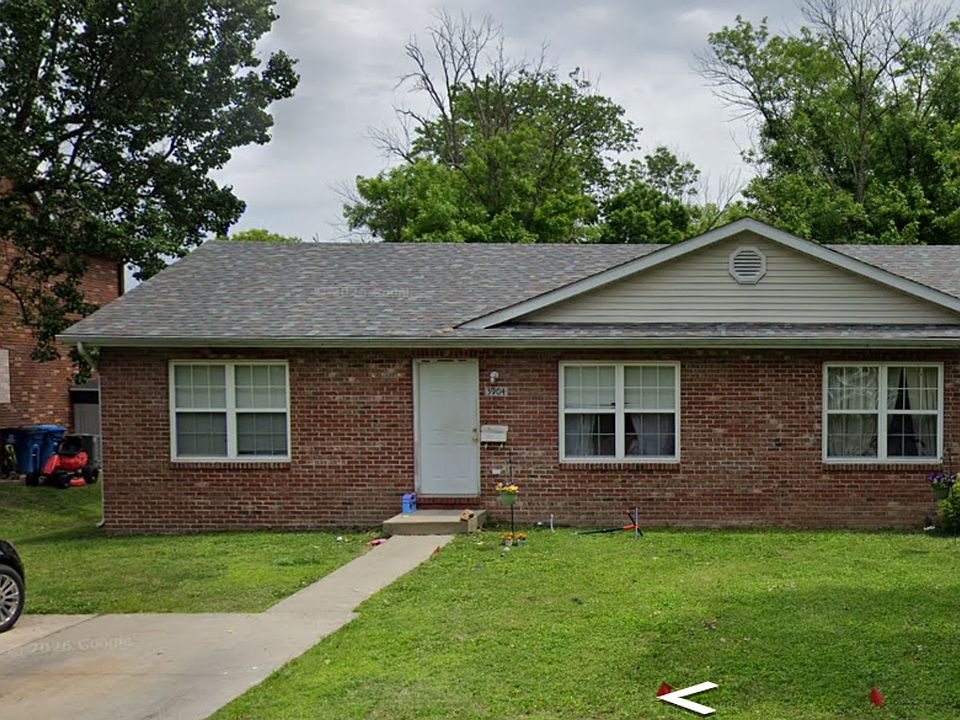 1st image of 3904 Village Ln