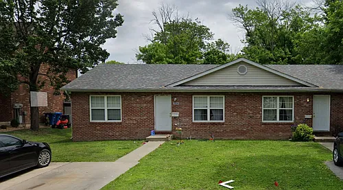 3904 Village Ln Photo 1 3904 Village Ln Photo 1