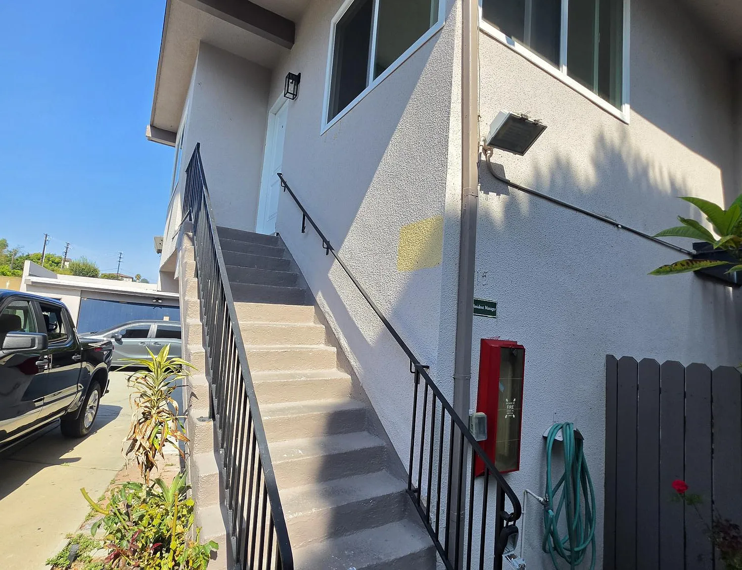 2 bed, 900 sqft, $2,800 — Photo 2