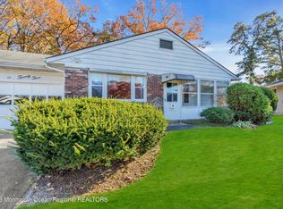 23 Yucca Ct, Toms River, NJ