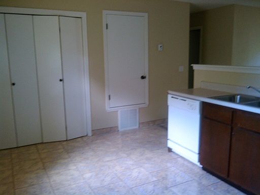 3rd image of 1114 NW D St APT 5