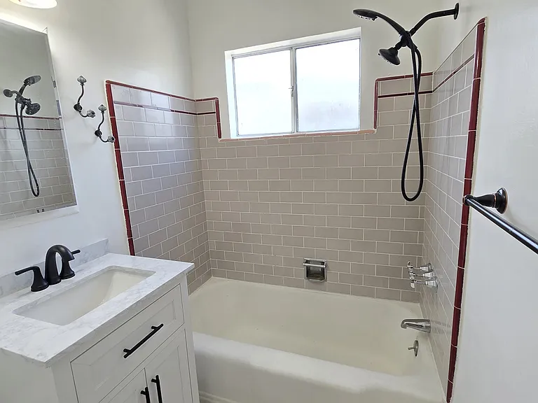3552 Locke Ave — Photo 21